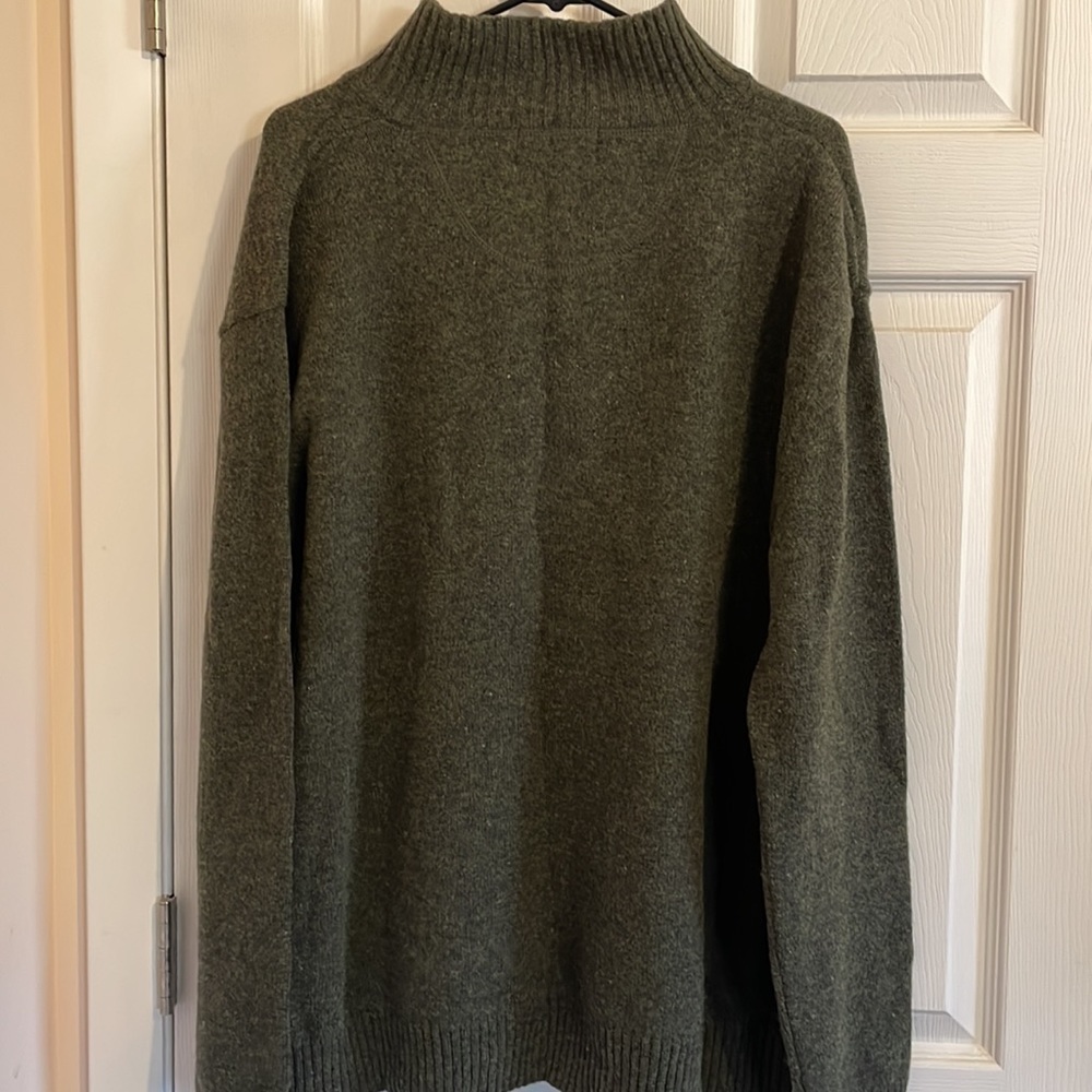 Lee Valley Ireland. lambswool mossy green quarter zip sweater. XL. - Picture 5 of 10